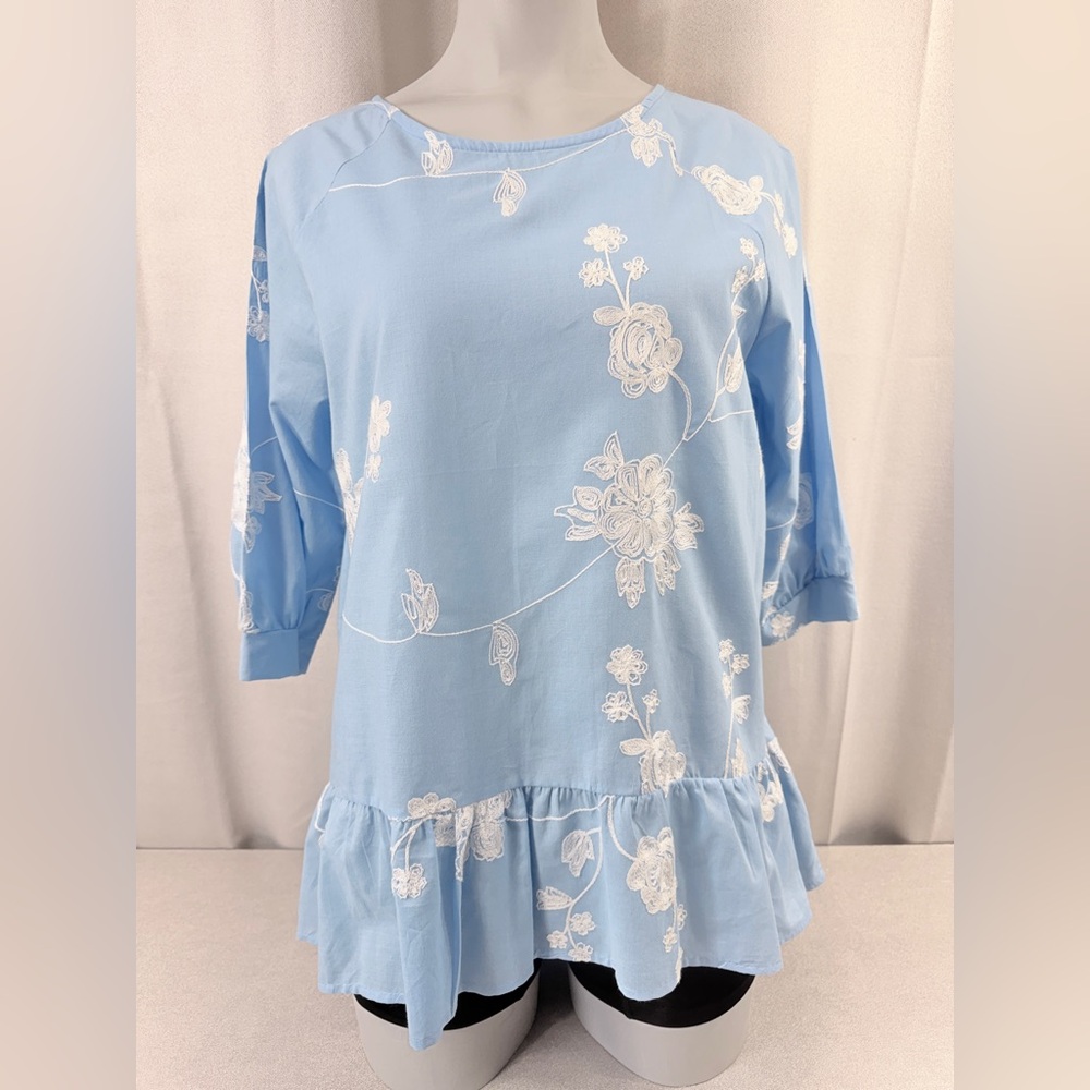 Ces Femme Light Blue Floral Embroidered Ruffle-Hem Tunic